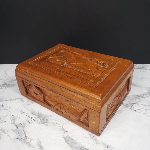 Hand Carved Wood Box Village Scene Vintage - Picture 13 of 13